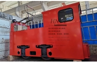礦用架線式電機(jī)車自動(dòng)斷送電裝置由什么組成？