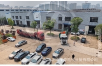 四川一批5噸湘潭蓄電池電機車由專車發(fā)往礦山